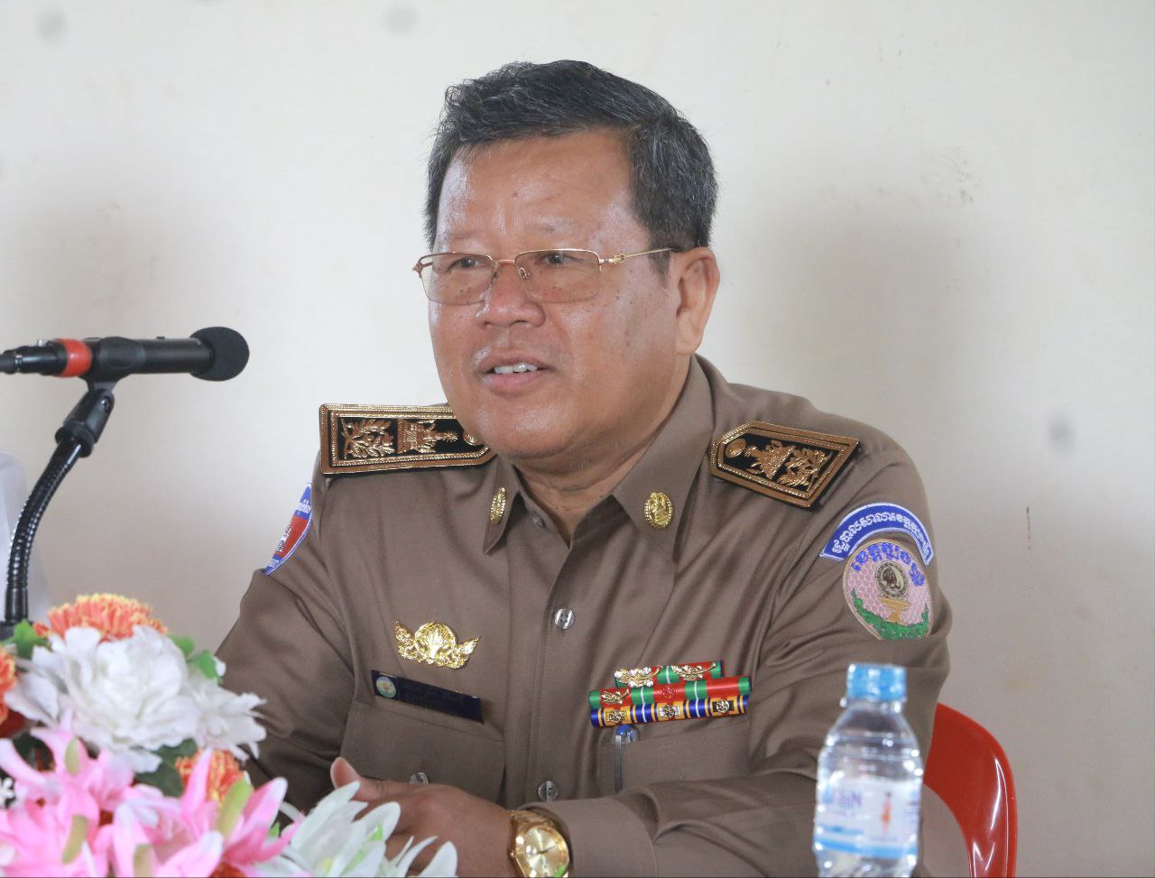 លោក សឹង គីរីវណ្ឌី នាយកផែនការវិនិយោគខេត្តត្បូងឃ្មុំ បានច្រានចោលចំពោះការចុះផ្សាយដែលបានចោទប្រកាន់មកលើរូបលោកថា បានរំលោភអំណាចនិង ឃុបឃិតជាមួយក្រុមហ៊ុនដែលជាបក្សពួកធ្វើសកម្មភាពខុសច្បាប់នៃការដេញថ្លៃគម្រោងមូលនិធិឃុំសង្កាត់!
