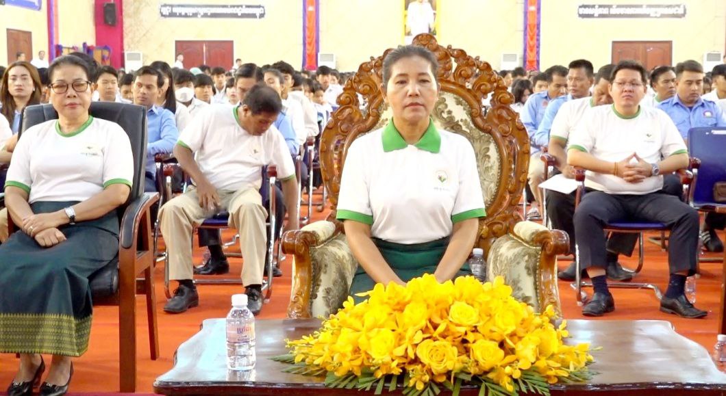 អាជ្ញាធរខេត្តកំពតបានធ្វើការអំពាវនាវឱ្យមានការចូលរួមបង្ការទប់ស្កាត់អំពើជួញដូរមនុស្សគ្រប់រូបភាព និងគ្រប់ទម្រង់