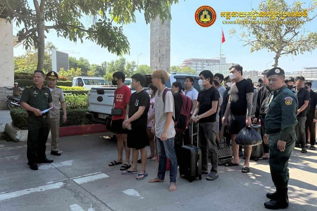 ជនជាតិវៀតណាម ២៥នាក់ ត្រូវបណ្តេញចេញពីប្រទេសកម្ពុជាតាមច្រកបាវិត