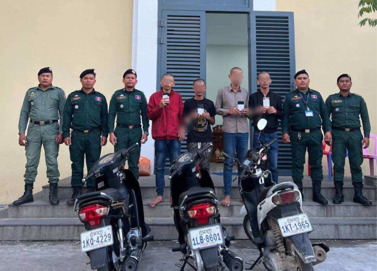 ក្រុមក្មេងទំនើង រហស្សនាម «CK កាហ្វេកុង» ដែលល្បីខាងវ៉ៃគេ ដើម្បីកាត់សាញ ត្រូវបានក្របួចជាប់មួយសំបុក