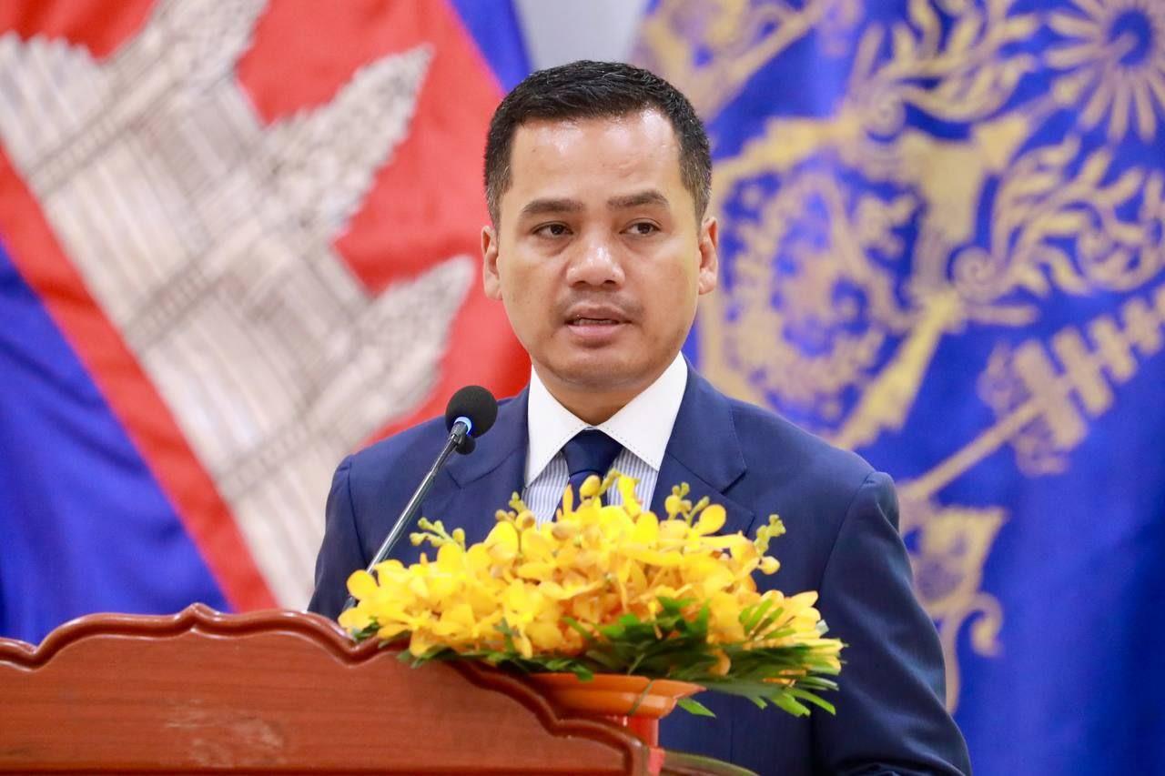ឯកឧត្តមអភិសន្តិបណ្ឌិត ស សុខា អញ្ជើញបិទសន្និបាតបូកសរុបលទ្ធផលការងារប្រចាំឆ្នាំ២០២៤ និងលើកទិសដៅការងារឆ្នាំ២០២៥ របស់រដ្ឋបាលខេត្តព្រៃវែង