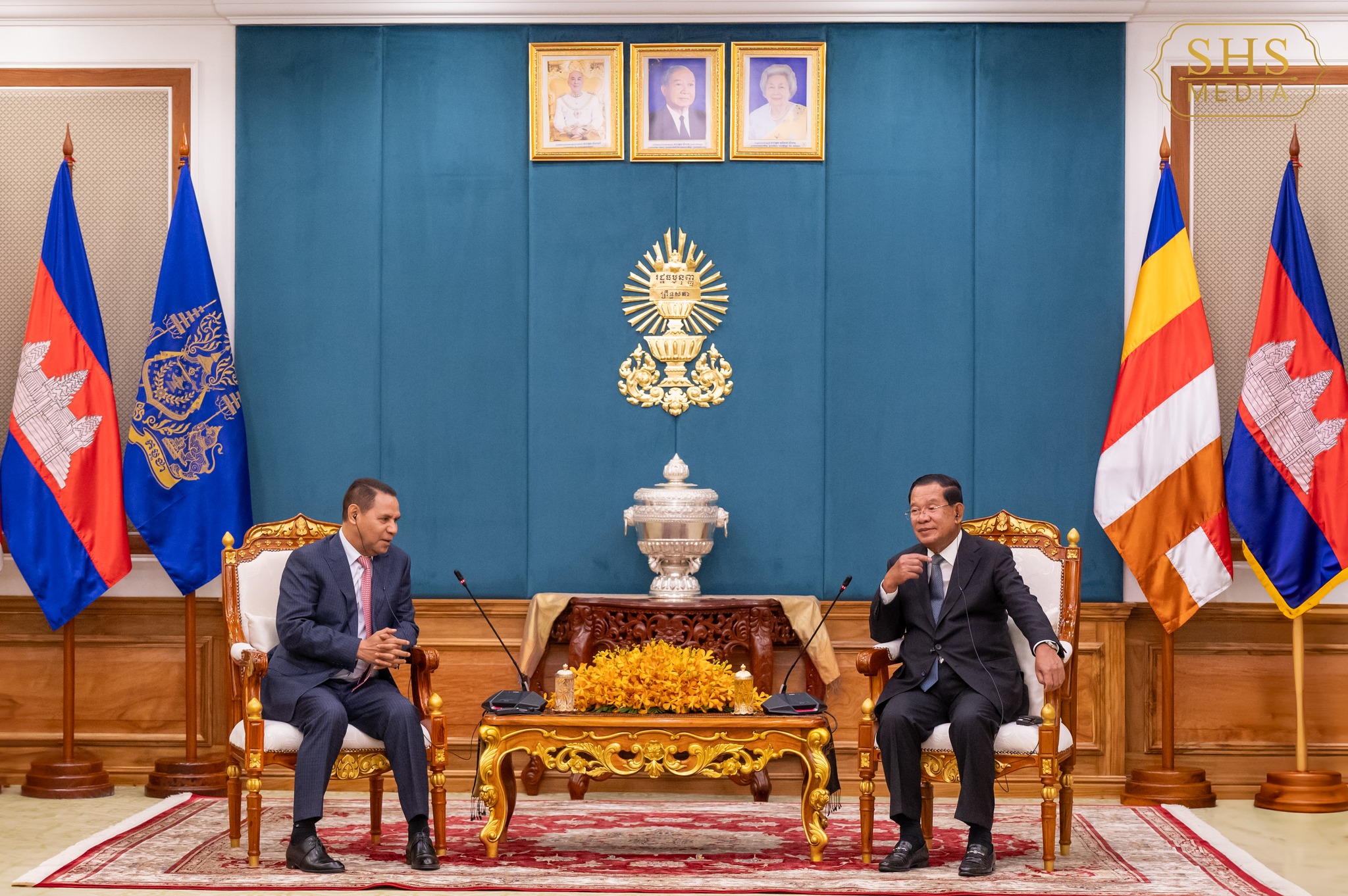 សម្តេចតេជោ ហ៊ុន សែន អនុញ្ញាតឲ្យ ឯកឧត្តម Ermenegildo Kupa Lopes ឯកអគ្គរដ្ឋទូតនៃសាធារណរដ្ឋប្រជាធិបតេយ្យទីម័រឡេស្តេ ចូលជួបសម្តែងការគួរសម និងជម្រាបលា