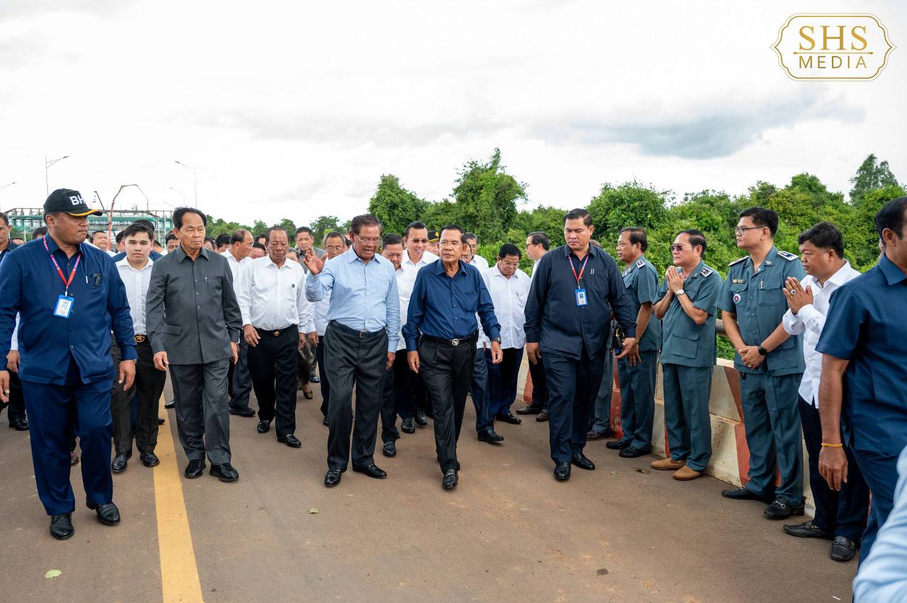 សម្តេចតេជោ ហ៊ុន សែប ជំរុញឱ្យអាជ្ញាធរខិតខំប្រែក្លាយតំបន់ព្រំដែនកម្ពុជា-វៀតណាមឲ្យក្លាយទៅជាព្រំដែន សុខសន្តិភាព ជាព្រំដែនសម្រាប់ទីផ្សារដោះដូរទំនិញ និងជាព្រំដែនដែលមានការអភិវឌ្ឍន៍រីកចម្រើន