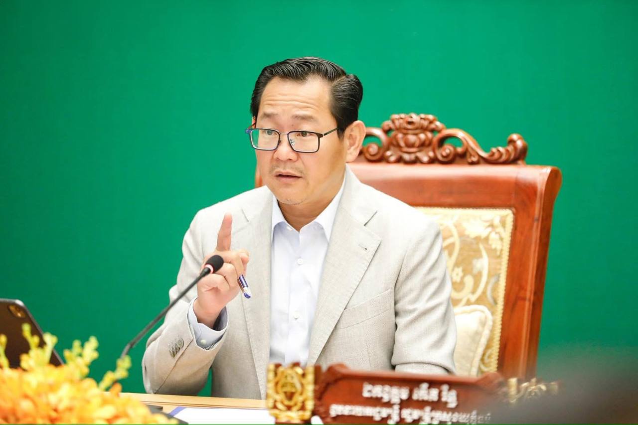 TOP NEWS: នាយករដ្ឋមន្ត្រី ចេញបញ្ជាឲ្យចាត់វិធានការម៉ឺងម៉ាត់បំផុត ចំពោះព្រះរាជអាជ្ញារង ខេត្តពោធិ៍សាត់ម្នាក់ ដែលថ្លើមធំហ៊ានដោះលែងក្រុមជនប្រព្រឹត្តបទល្មើសឆបោកតាមប្រព័ន្ធអនឡាញ
