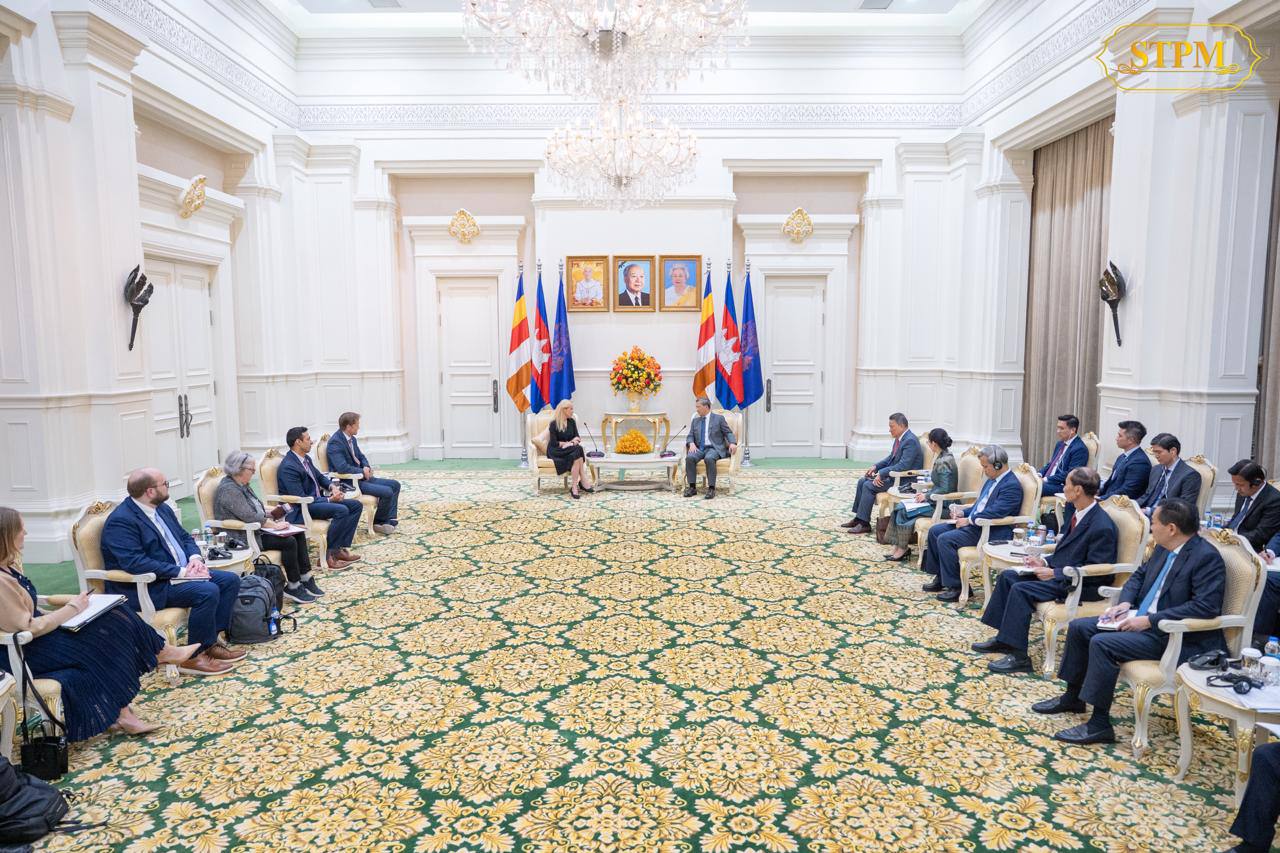 គណៈប្រតិភូសភាអាមេរិកកោតសរសើរចំពោះកំណើនសេដ្ឋកិច្ចប្រកបដោយភាពធន់របស់កម្ពុជា