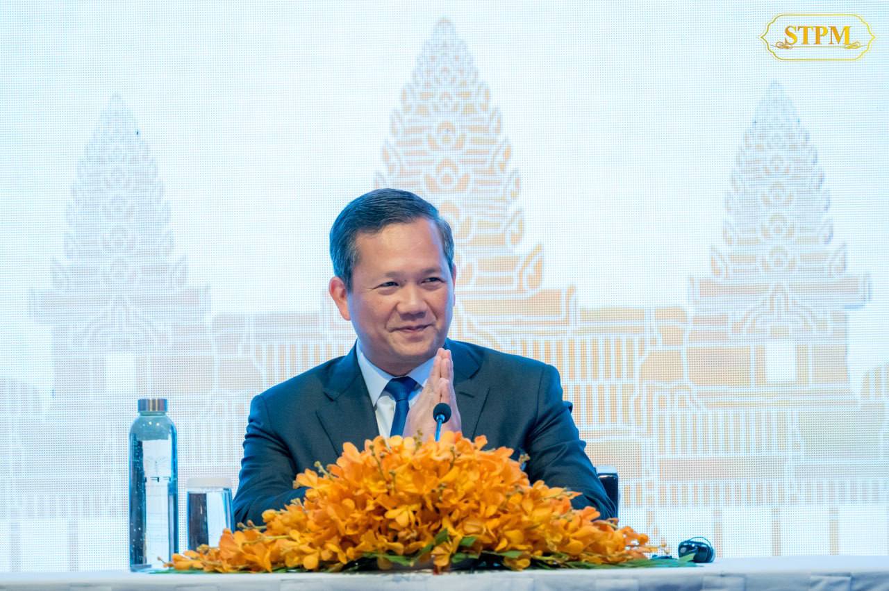 រាជរដ្ឋាភិបាល សម្រេចផ្អាកការប្រារព្ធព្រះរាជពិធីបុណ្យអុំទូក បណ្តែតប្រទីប និងសំពះព្រះខែ ឆ្នាំ២០២៥នេះ
