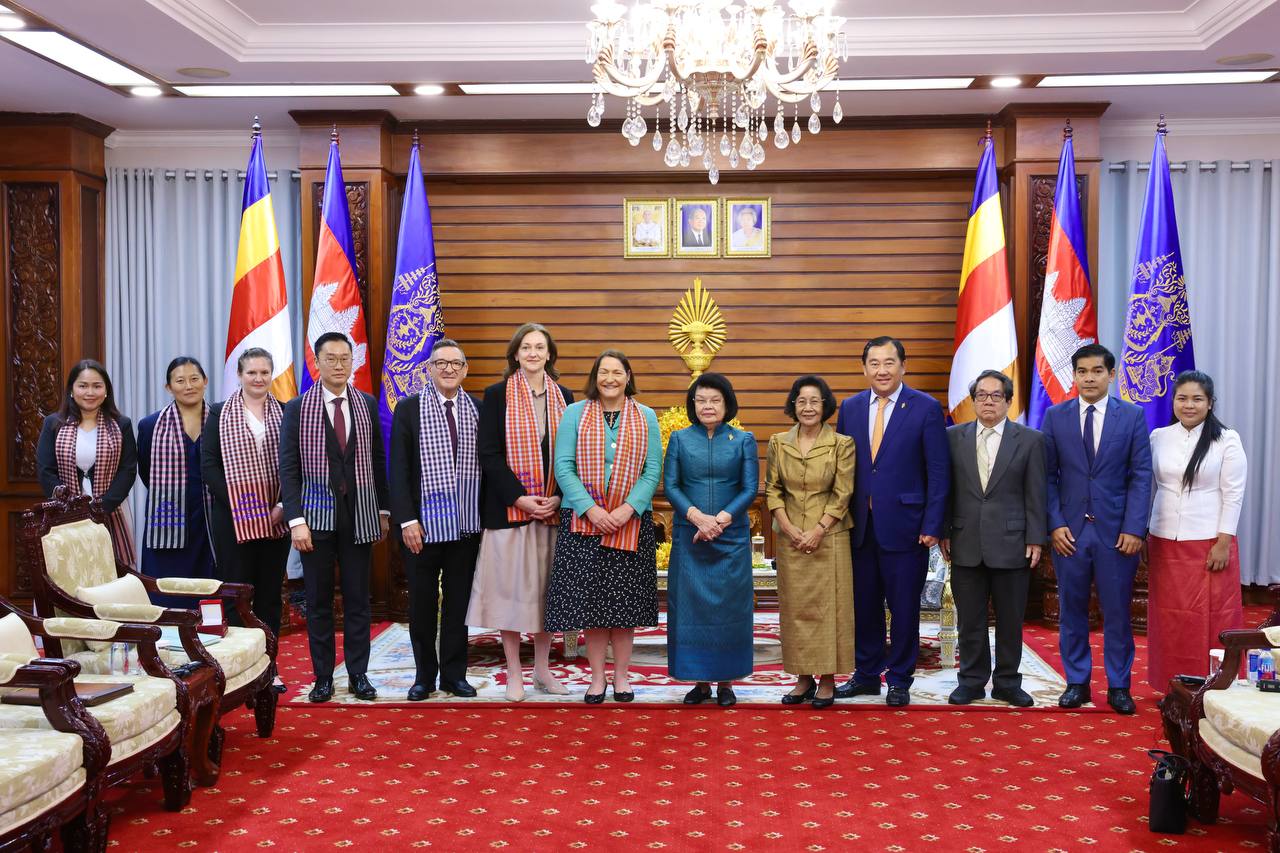 សម្តេចប្រធានសភា ឃួន សុដារី  ស្នើដល់អូស្រ្តាលី ពិនិត្យលទ្ធភាព និងជំរុញឱ្យមានជើងហោះហើរត្រង់រវាងកម្ពុជា និងអូស្រ្តាលី