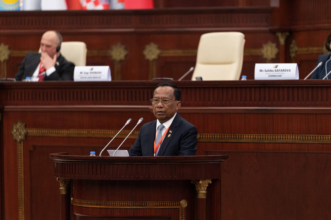 អនុប្រធានសភាកម្ពុជា៖ ការចុះខ្សោយនៃប្រព័ន្ធពហុភាគីនិយមម នាំឱ្យមានគំនិតថា «អំណាចក្លាយជាសិទ្ធិ អ្នកខ្លាំងអាចធ្វើអ្វីដែលពួកគេចង់ ខណៈអ្នកខ្សោយត្រូវតែរងគ្រោះដោយស្ងៀមស្ងាត់»