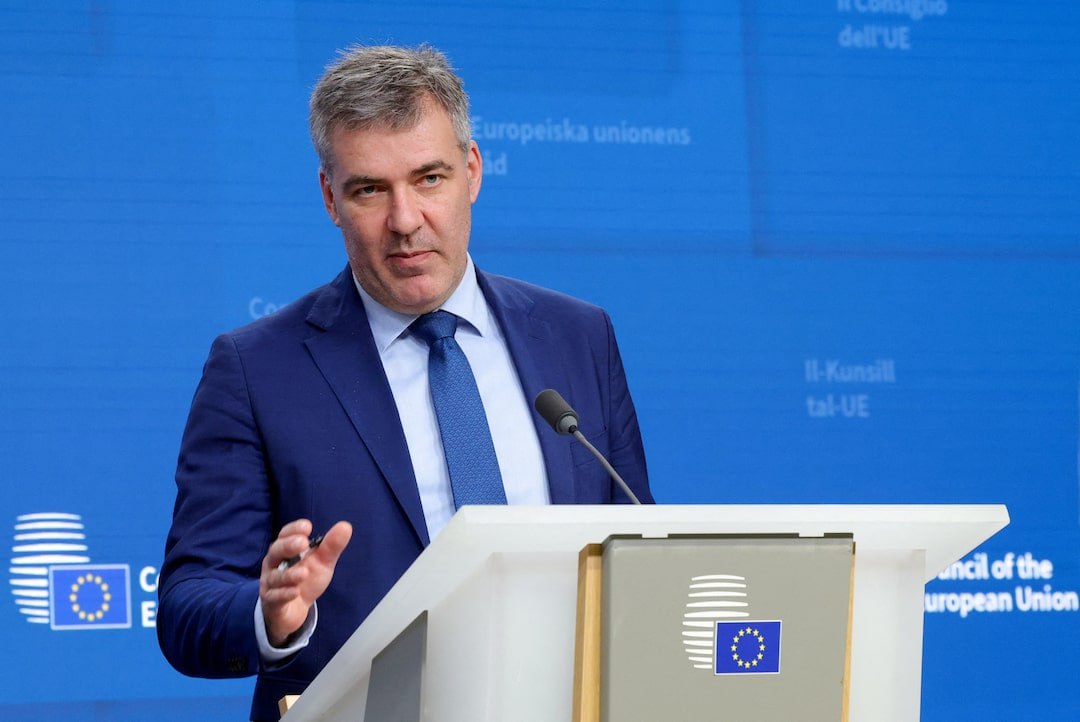 សហភាពអឺរ៉ុប យល់ព្រមកាត់បន្ថយឧស្ម័នផ្ទះកញ្ចក់ ៩០% ត្រឹមឆ្នាំ២០៤០ ប៉ុន្តែជួបការរិះគន់ពីក្រុមអភិរក្សបរិស្ថាន