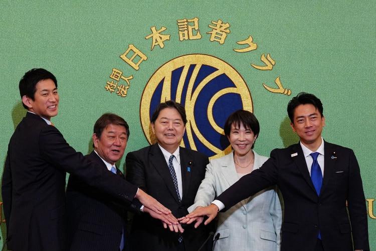 រដ្ឋមន្ត្រីការពារជាតិជប៉ុន បញ្ជាក់ផែនការដាក់មីស៊ីលនៅកោះជិតតៃវ៉ាន់ កំពុងដំណើរការទៅមុខ ខណៈមានភាពតានតឹងជាមួយចិនជុំរឿងករណីតៃវ៉ាន់