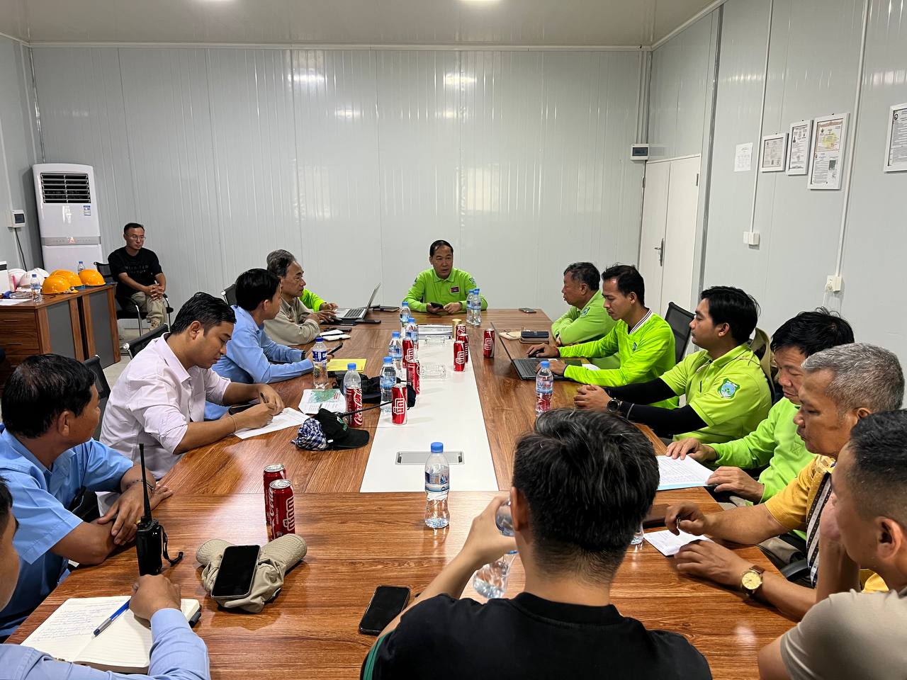 ក្រសួងរកឃើញ ក្រុមហ៊ុន  CAMBODIAN XUAN YI MINERALS បញ្ចេញសំណល់រាវមិនត្រឹមត្រូវប៉ះពាល់ទឹកនៅក្នុងប្រព័ន្ធទឹក «អូឬស្សី» ក្នុងភូមិសាស្ត្រស្រុកទឹកផុស បណ្តាលឱ្យមានត្រី និងសត្វពាហណៈងាប់