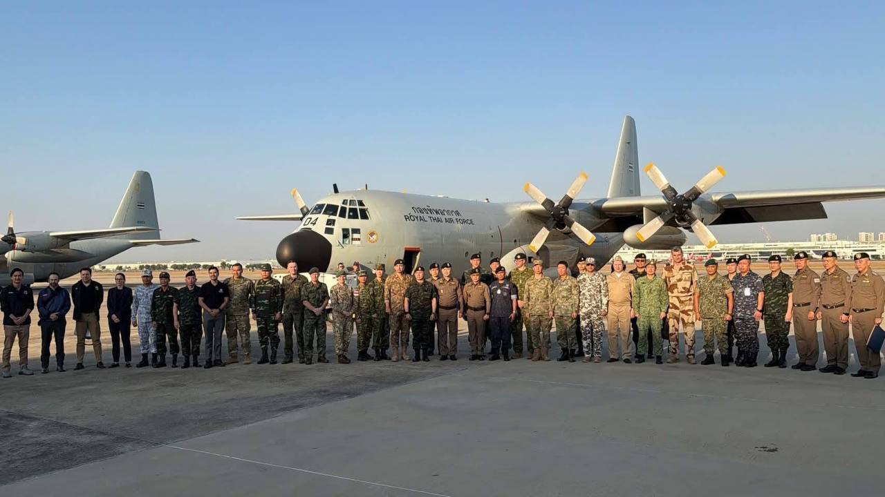 កម្ពុជាតវ៉ាជំទាស់ដាច់ខាង ចំពោះទស្សនកិច្ចត្រួតពិនិត្យដោយគ្មានការអនុញ្ញាត ដឹកនាំដោយប្រធានចារកម្មកងទ័ពថៃ នៅក្នុងទឹកដីកម្ពុជា