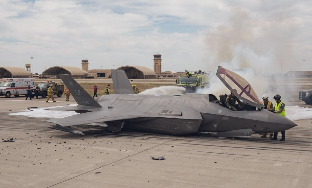 ពិតទេ យន្តហោះចម្បាំងបំបាំងកាយ F-35 របស់អាមេរិក ត្រូវបានអ៊ីរ៉ង់បាញ់កម្ទេច?