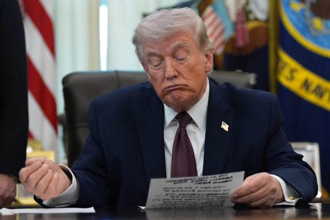 អាមេរិកអ្នកបង្កាត់ភ្លើង តែទុកឲ្យណាតូពន្លត់! លោក ត្រាំ ផ្ដាំសម្ព័ន្ធមិត្តថា "អ្នកនឹងត្រូវចាប់ផ្តើមរៀនប្រយុទ្ធដោយខ្លួនឯង! អាមេរិកនឹងមិននៅទីនោះដើម្បីជួយអ្នកទៀតទេ"