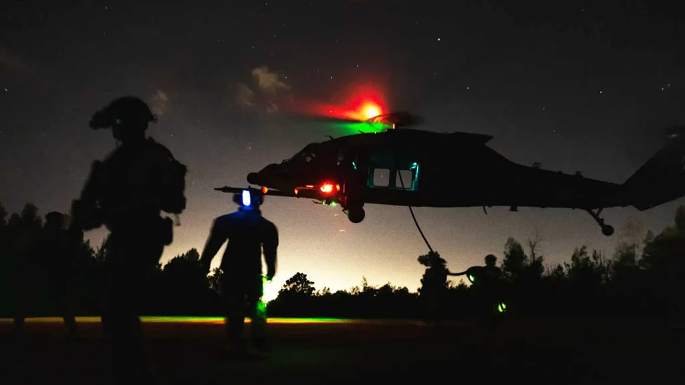 ហេតុអ្វីទាហានអាមេរិកសម្រេចបំផ្លាញយន្តហោះខ្លួនឯង៦គ្រឿងក្នុងទឹកដីអ៊ីរ៉ង់?