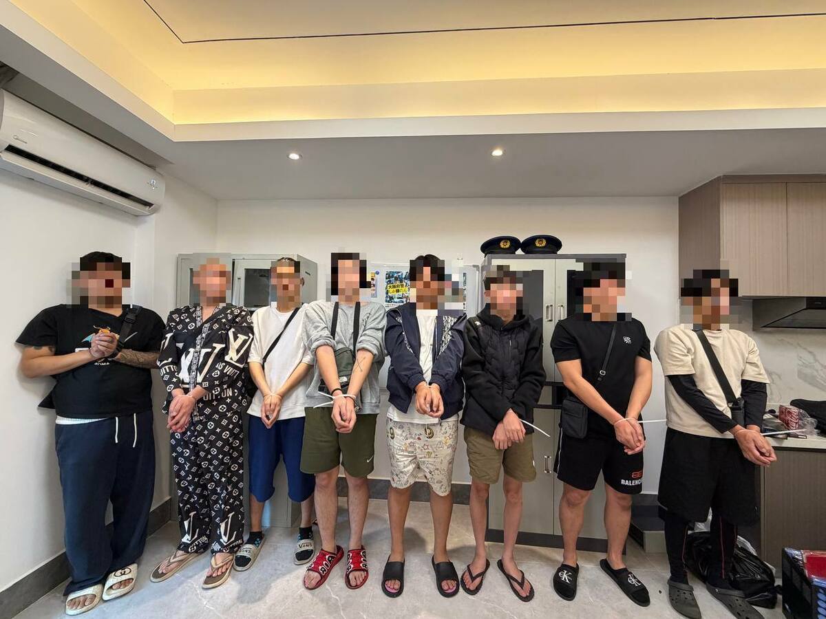 បង្ក្រាប Online Scam! ឃាត់ខ្លួនជនបរទេស ៨នាក់ ក្លែងជានគរបាលជប៉ុន ក្នុងបន្ទប់ខុនដូ «JD Polman»នៅខណ្ឌសែនសុខ