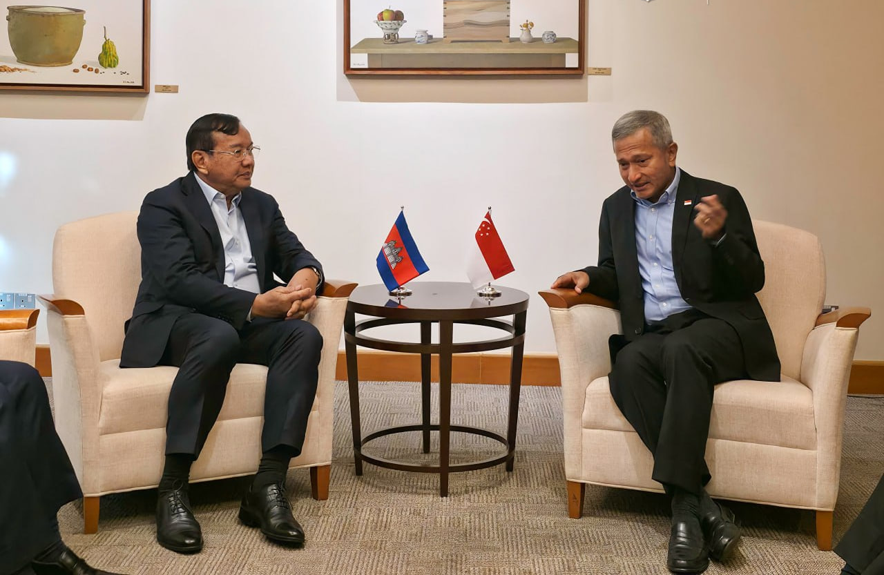 កម្ពុជា-សិង្ហបុរី ពេញចិត្តចំពោះការបន្តរីកចម្រើននៃទំនាក់ទំនងទ្វេភាគីដ៏ល្អប្រសើរ និងប្តេជ្ញាចិត្តជំរុញបន្ថែមទៀត