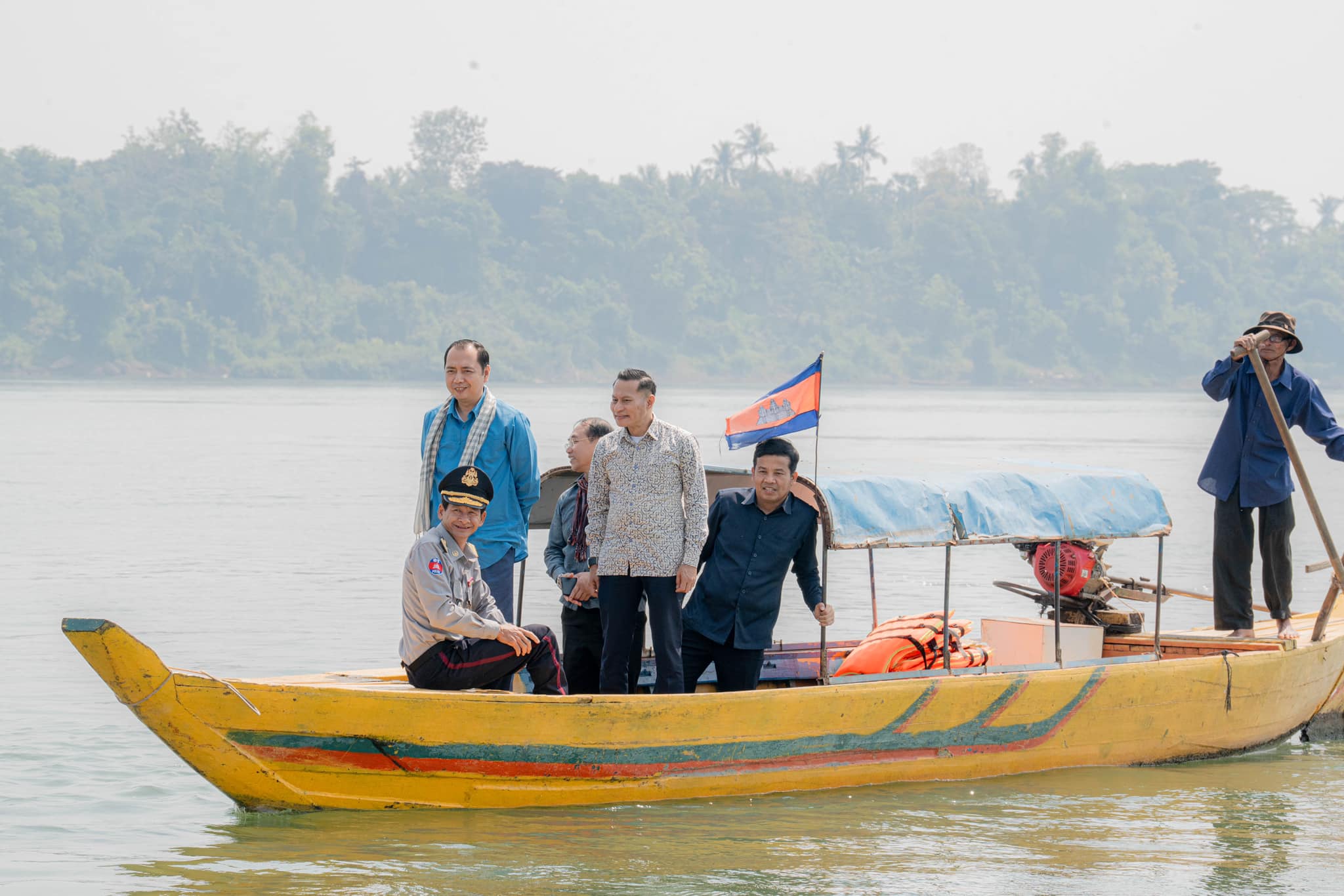 រដ្ឋមន្ត្រីក្រសួងព័ត៌មាន អំពាវនាវដល់ពលរដ្ឋចូលរួមអភិរក្សសត្វផ្សោត និងគាំទ្រទេសចរណ៍ធម្មជាតិ នៅមូលដ្ឋានដើម្បីបង្កើនចំណូលដល់សហគមន៍