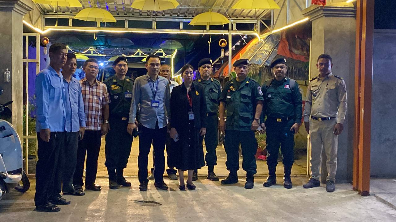 នាយកដ្ឋានប្រឆាំងការជួញដូរមនុស្សនឹងការពារឣនីតិជនឆ្មក់ចុះបង្ក្រាបហាងផឹកសុី២កន្លែងផ្សេងគ្នាលួចបង្កប់ជួញដូរផ្លូវភេទឃាត់ខ្លួនមនុស្សចំនួន២៦នាក់