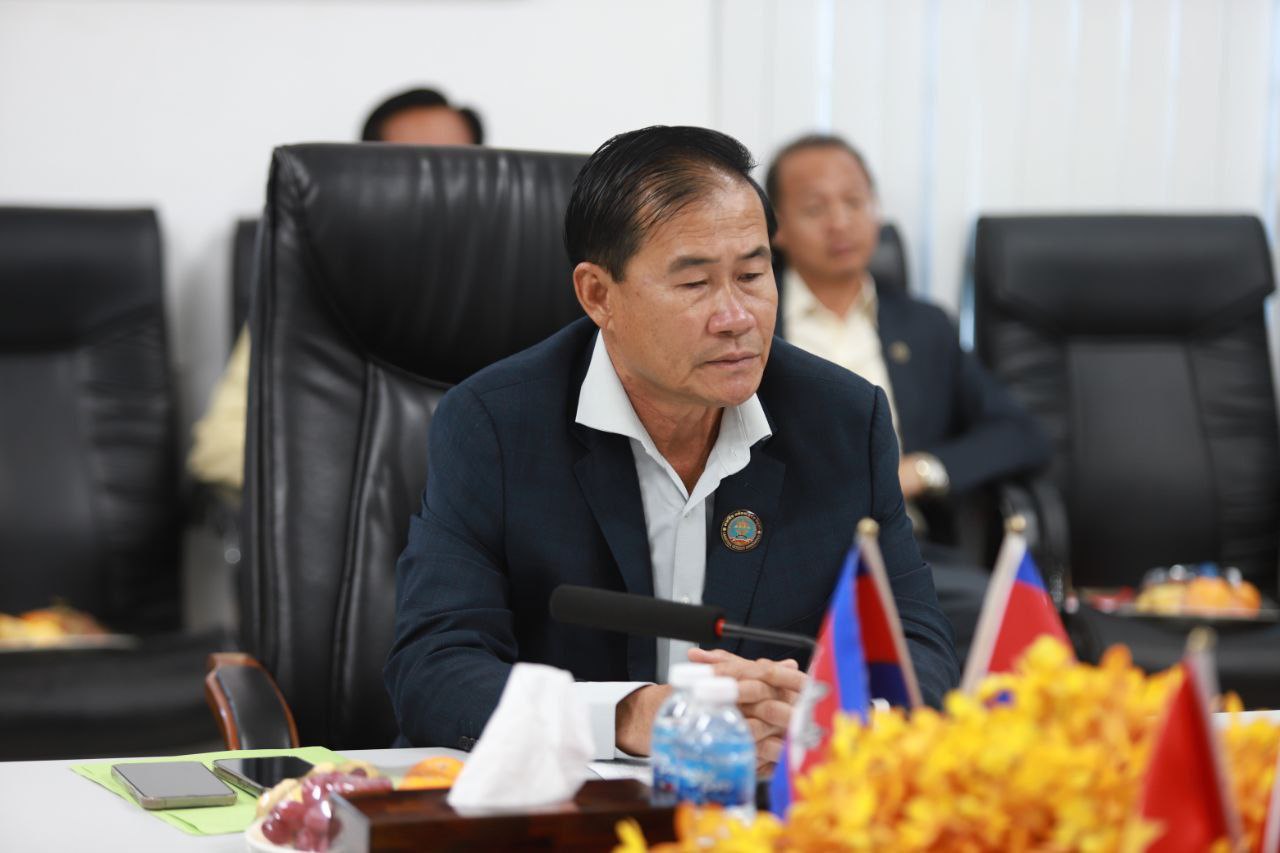 សិក្ខាសាលាស្តីពីការលើកកម្ពស់ប្រសិទ្ធភាពនៃការផ្តល់សេវាសាធារណ:ផ្អែកលើការពិនិត្យឡើងវិញ និងការវិភាគមុខងារ និងរចនាសម្ព័ន្ធ