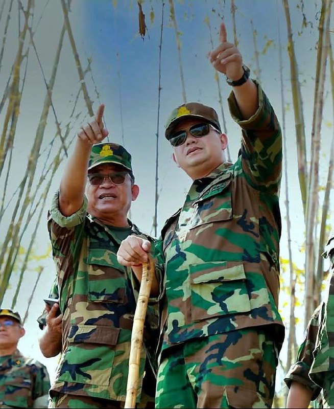 នាយឧត្តមសេនីយ៍ ហ៊ុន ម៉ាណែត ប្រាប់ពលរដ្ឋកម្ពុជាថា៖ «សូមជឿជាក់លើរាជរដ្ឋាភិបាល និងកងកម្លាំងប្រដាប់អាវុធរបស់យើងដែលកំពុងឈរជើងការពារបូរណភាពទឹកដីនៅជួរមុខ»
