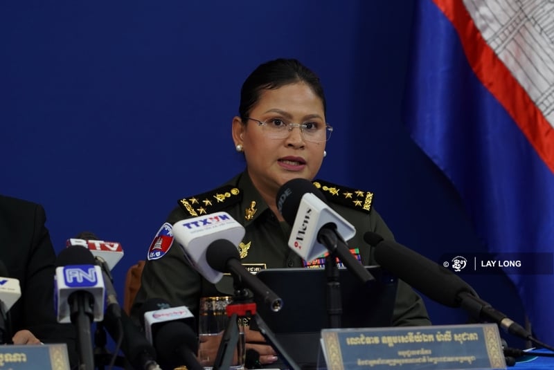 TOP NEWS: អ្នកនាំពាក្យក្រសួងការពារជាតិកម្ពុជា៖ «ភាគីថៃមិនមែនមានចេតនាវាយប្រហារលើទីតាំងយោធាកម្ពុជាប៉ុណ្ណោះទេ មានការវាយប្រហារចូលទីតាំងប្រជាពលរដ្ឋស្លូតត្រង់កំពុងរស់នៅផងដែរ»