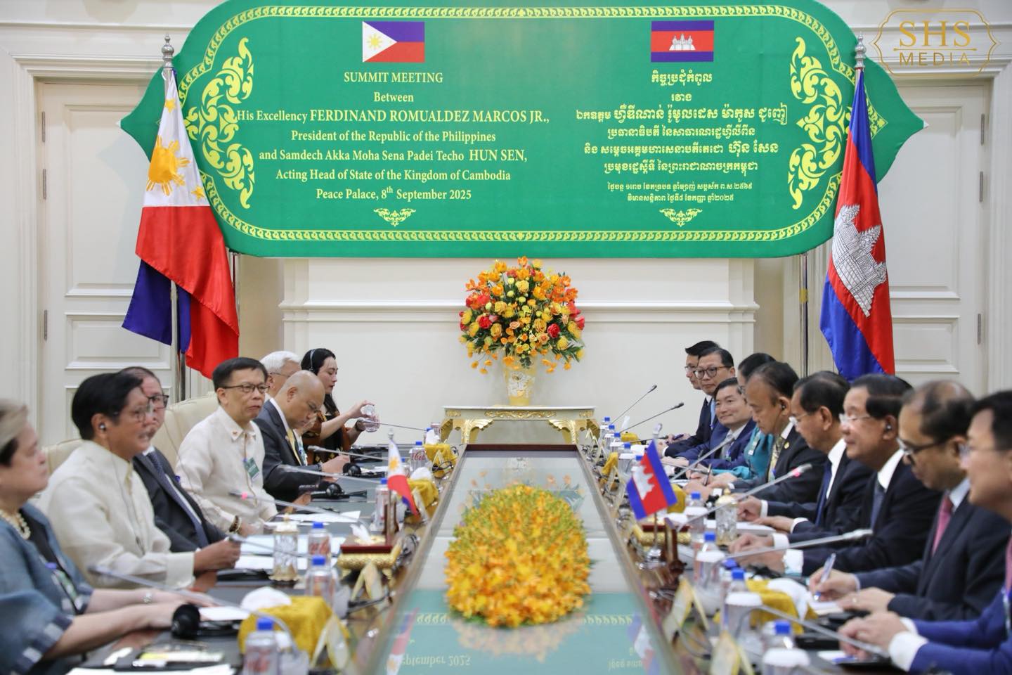 ប្រមុខរដ្ឋស្តីទីកម្ពុជា និងប្រធានាធិបតីហ្វីលីពីន ប្តេជ្ញាបង្កើននូវទំនាក់ទំនងជាមួយគ្នាឲ្យកាន់តែល្អប្រសើរជាងនេះ ជាពិសេស ផ្ដោតទៅលើពាណិជ្ជកម្ម និងទេសចរណ៍