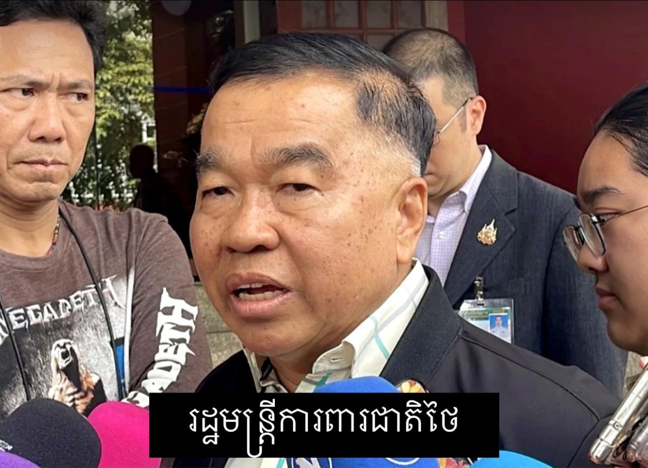 អ្នកកាសែតសួររឿងចាក់សំឡេងខ្មោច ឆ្កែព្រុស ឆ្កែលូ រំខានដំណេកពលរដ្ឋខ្មែរ នៅតំបន់ភូមិព្រៃចាន់ និងភូមិជោគជ័យ រដ្ឋមន្ត្រីការពារជាតិថៃ គាំងឆ្លើយមិនរួច រុញឱ្យទៅសួរមេបញ្ជាការភូមិភាគទី១ថៃ