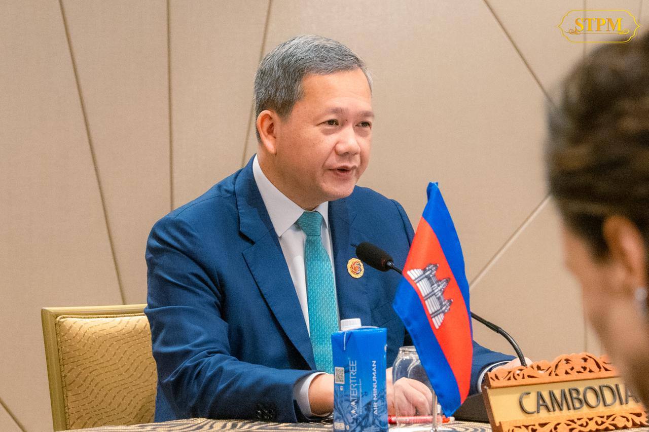 សម្តេចនាយរដ្ឋមន្ត្រីកម្ពុជា ថ្កោលទោសចំពោះការប្រើប្រាស់អំពើហិង្សារបស់ភាគីថៃ មកលើប្រជាពលរដ្ឋស៊ីវិលស្លូតត្រង់កម្ពុជា ន់ បណ្តាលឱ្យរបួស៣នាក់ និងស្លាប់ម្នាក់ នៅភូមិព្រៃចា