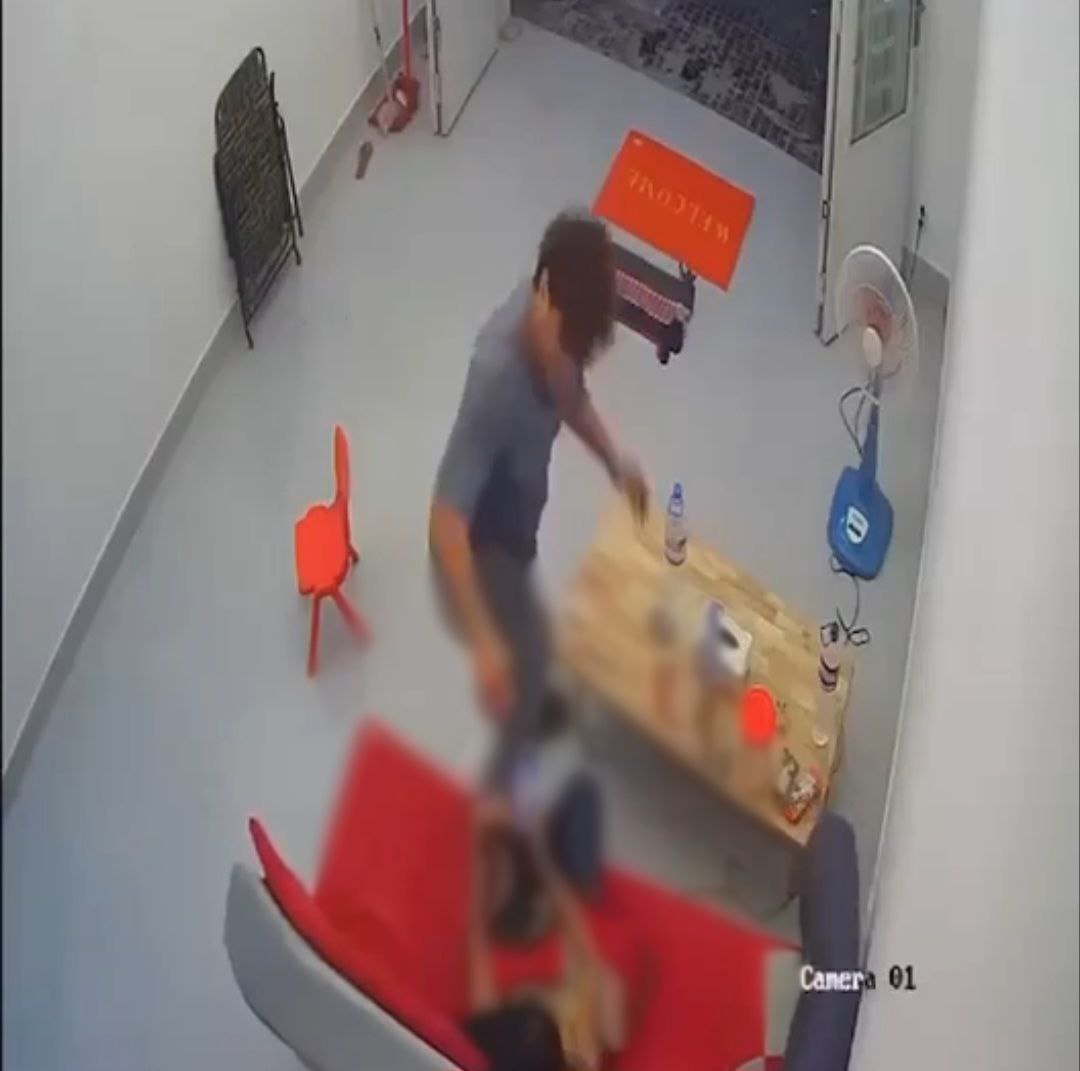 ឃាត់ខ្លួនបានហើយ! ជនល្មើសដែល «ប្រើអំពើហិង្សាលើនារីម៉ាស្សា» នៅខណ្ឌពោធិ៍សែនជ័យ