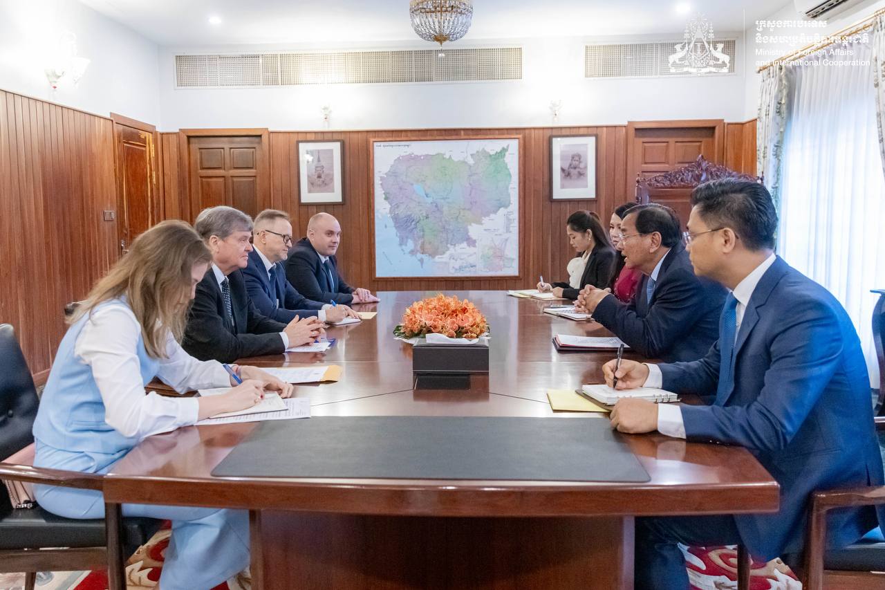 កម្ពុជា-រុស្ស៊ី ប្តេជ្ញាពង្រឹងកិច្ចសហប្រតិបត្តិការទ្វេភាគីលើគ្រប់វិស័យ ខណៈស្ថានភាពព្រំដែនកម្ពុជា-ថៃ កំពុងតានតឹង